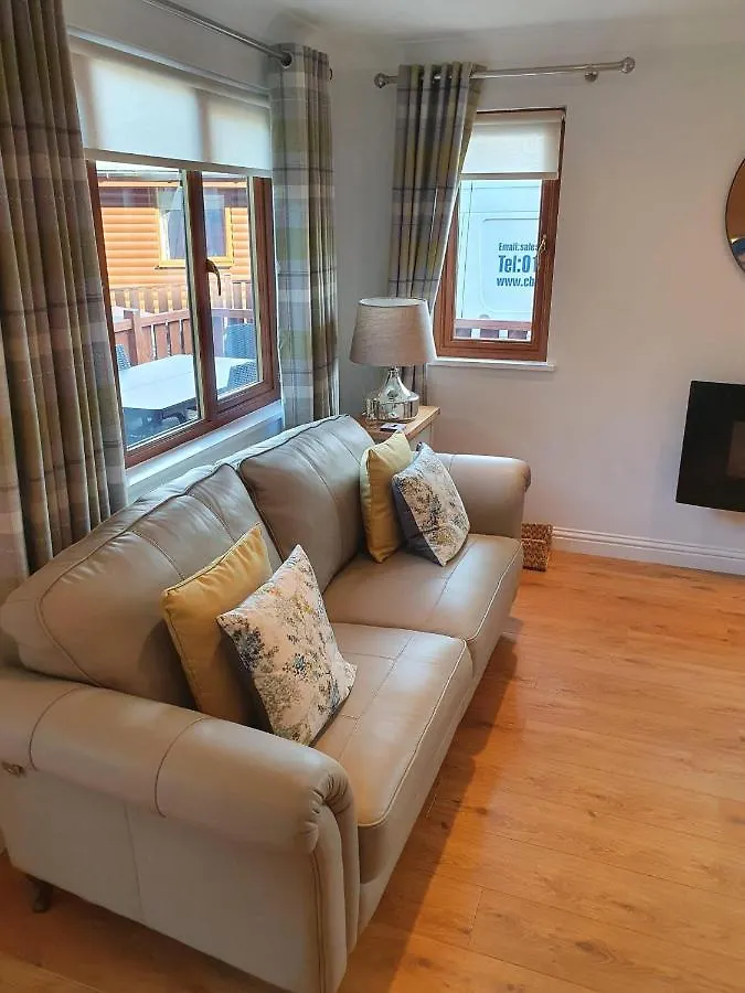 Stunning 2 Bedroom Pet Friendly Lodge Bridlington